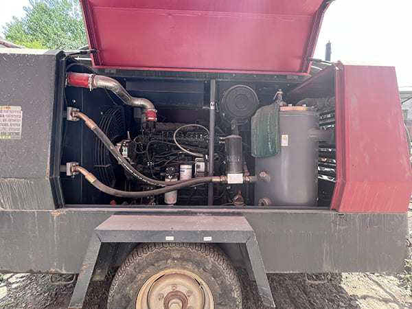 D miningwell drill rig used diesel air compressor HGT550-16 hongwuhuan air compressor second hand compressor