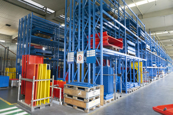 Air clearance compressor warehouse