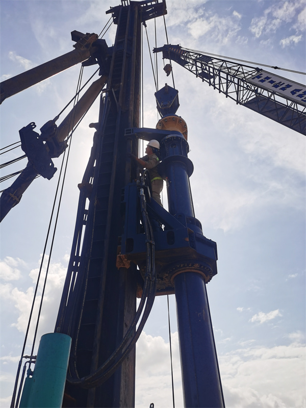 We offer a complete range of down-the-hole products