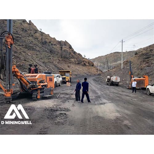DTH drilling machine for blast-hole in quarry
