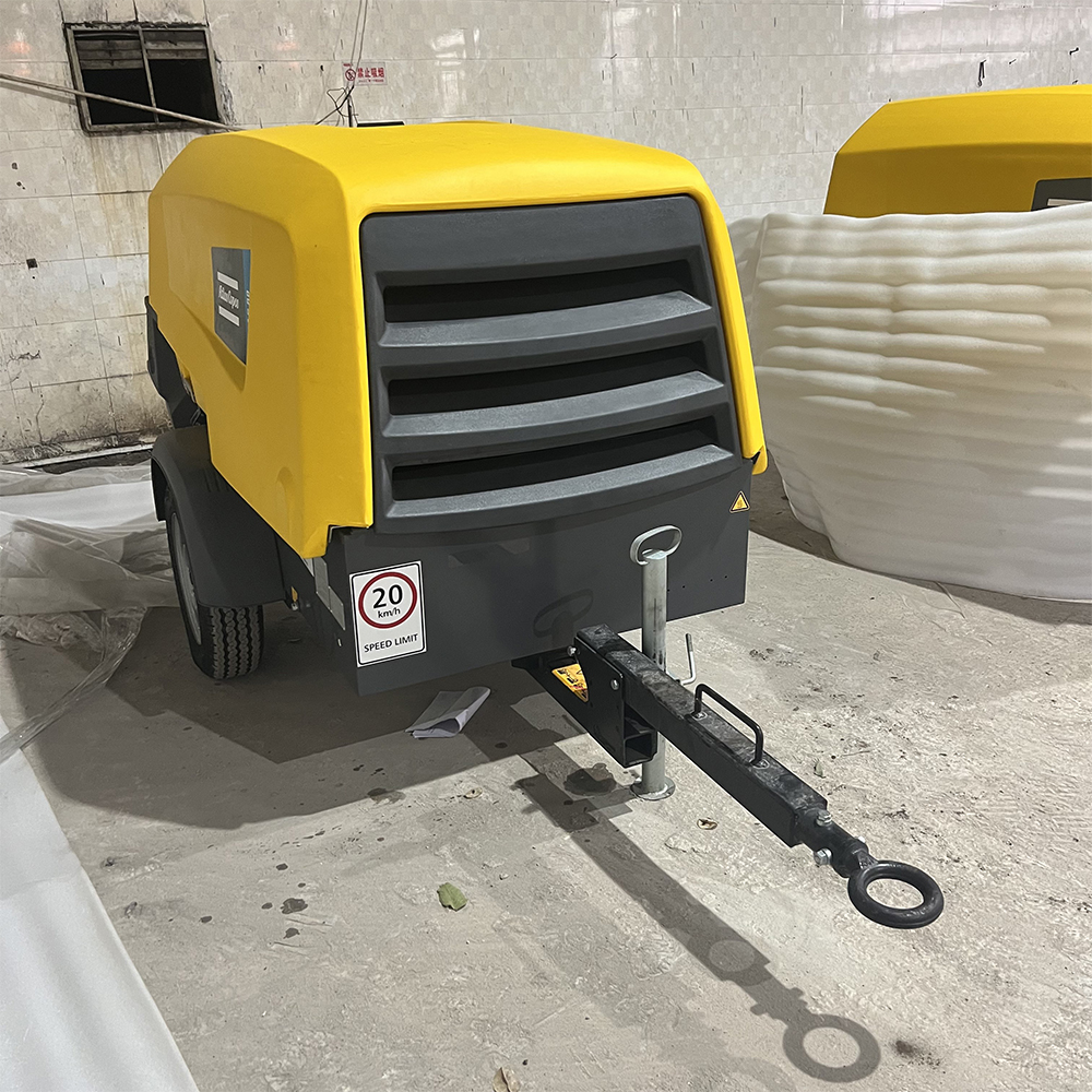 Atlas Copco XAS88 Diesel Air Compressor: Fast Air Delivery to Construction Site via Air Freight!